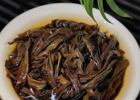 Hot or Cold Oolong Tea with Floral Aroma for Serving Suggestions