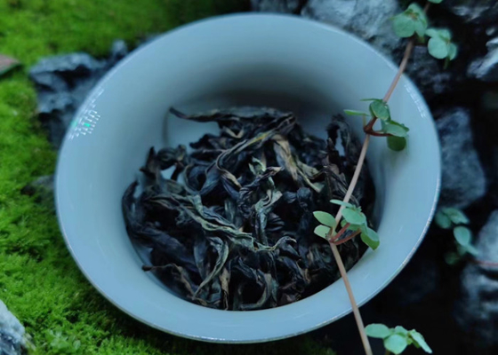 Jin Junmei 80g canned gift box tea wuyi mountain flower small seed lianyun tea factory wholesale