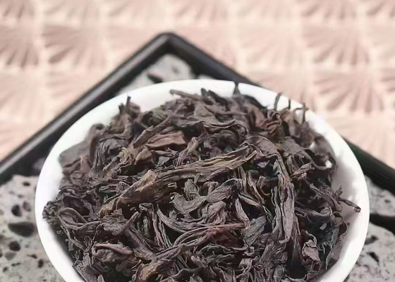 Wuyi rock tea is oolong tea, produced in Wuyi Mountain in northern Fujian, tea trees grow in rock crevices