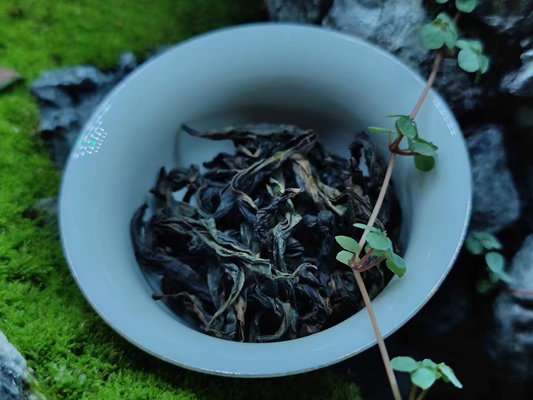 Jin Junmei 80g canned gift box tea wuyi mountain flower small seed lianyun tea factory wholesale